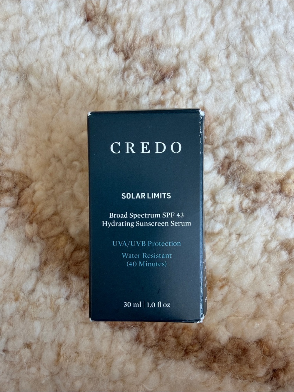 Solar Limits Hydrating Sunscreen Serum SPF 43 — Black